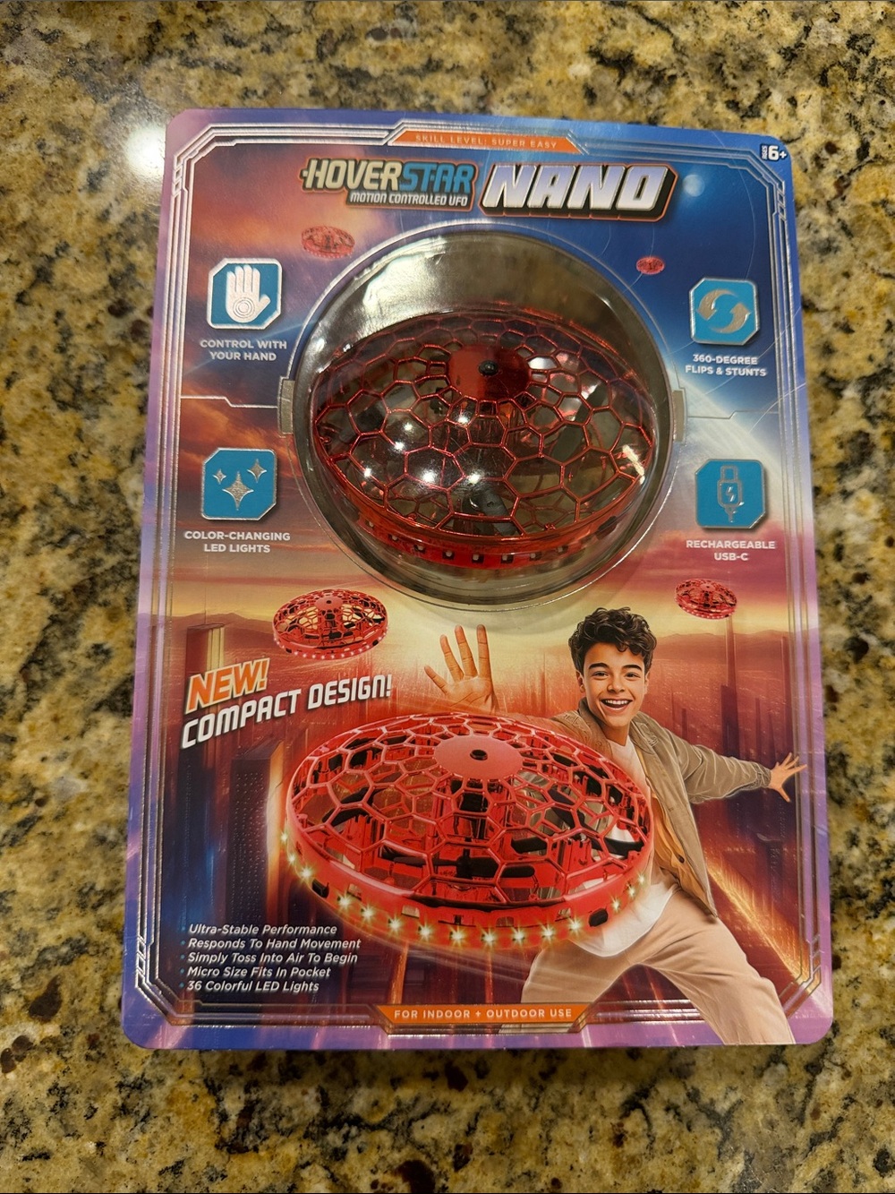 Hoverstar Nano Red Motion-Controlled UFO Toy